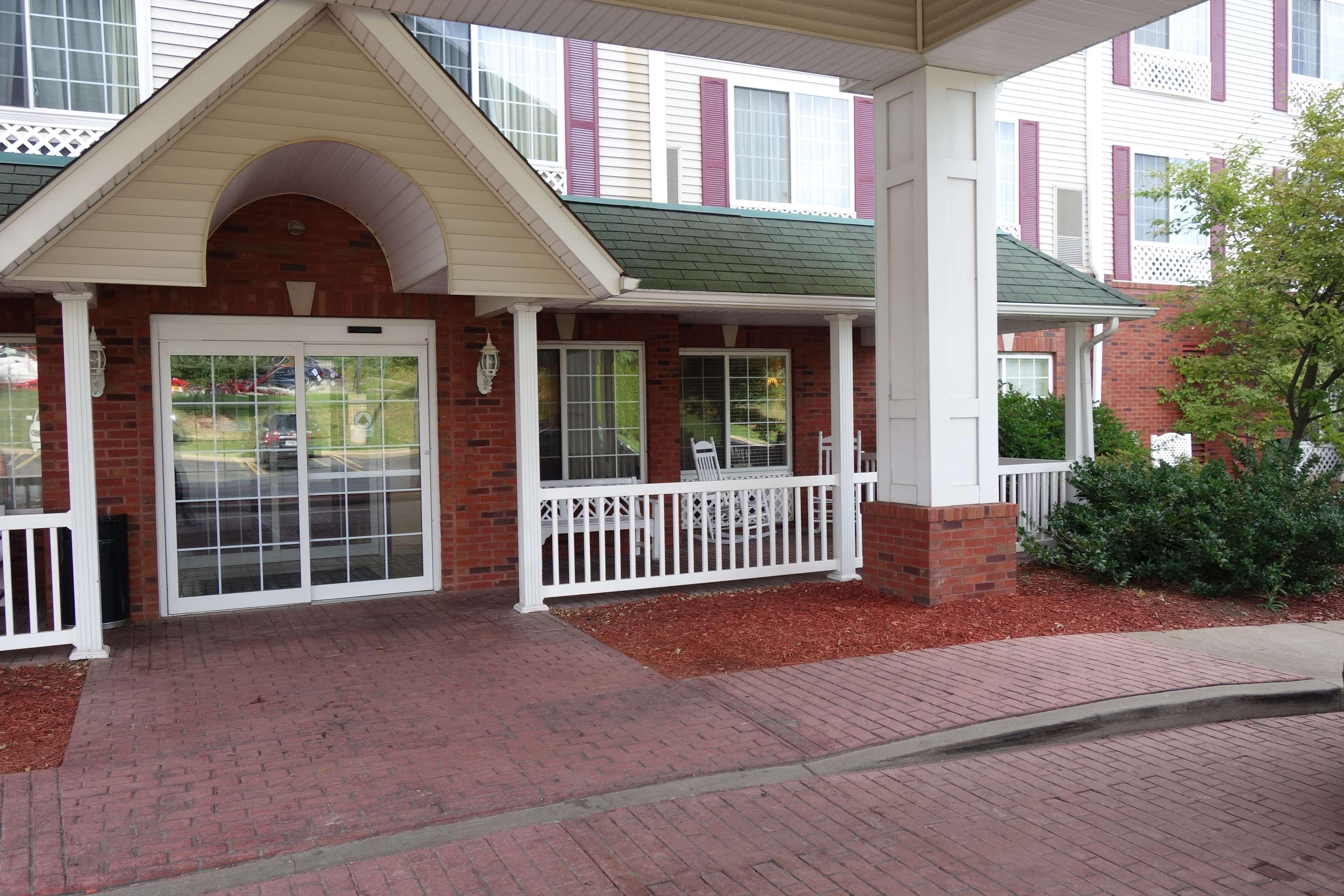 Wingate By Wyndham Youngstown - Austintown Exterior foto
